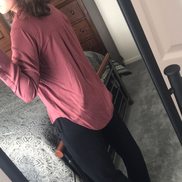 Button up shirt with pockets - Picture 3 of 3